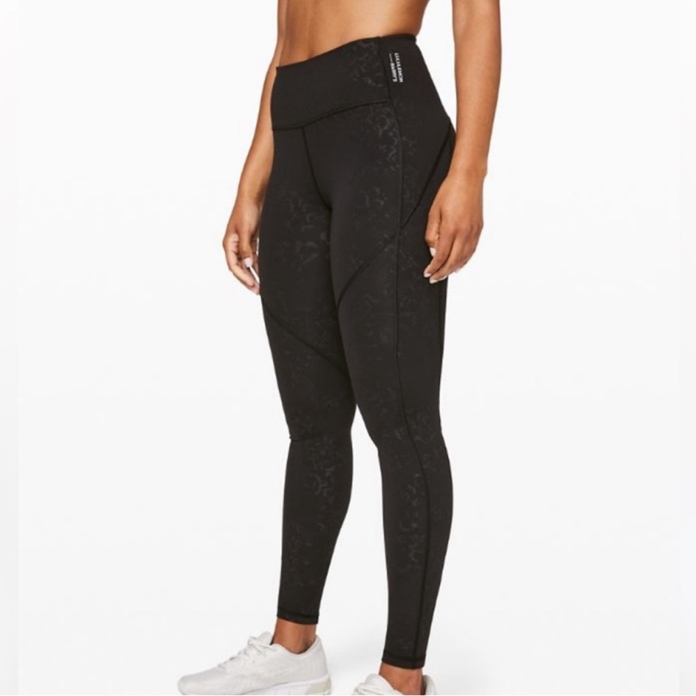 Lululemon x BARRYS 12